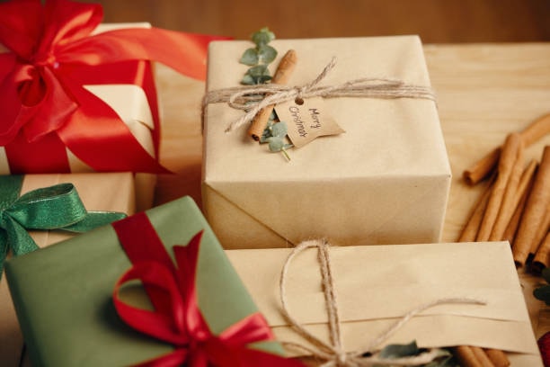 Brand packaging example using gift boxes with creative wrapping