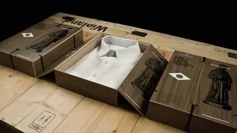 High-end shirt packaging box with printed sleeve cover for a luxury look.