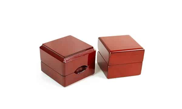 Luxury red wooden watch and jewelry gift boxes with premium lacquer finish, designed for high-end packaging and elegant product presentation.